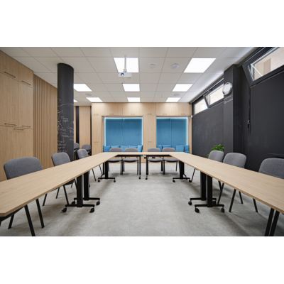 Meeting room for rent price 23