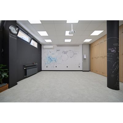 Small meeting room for rent in Sofia 12